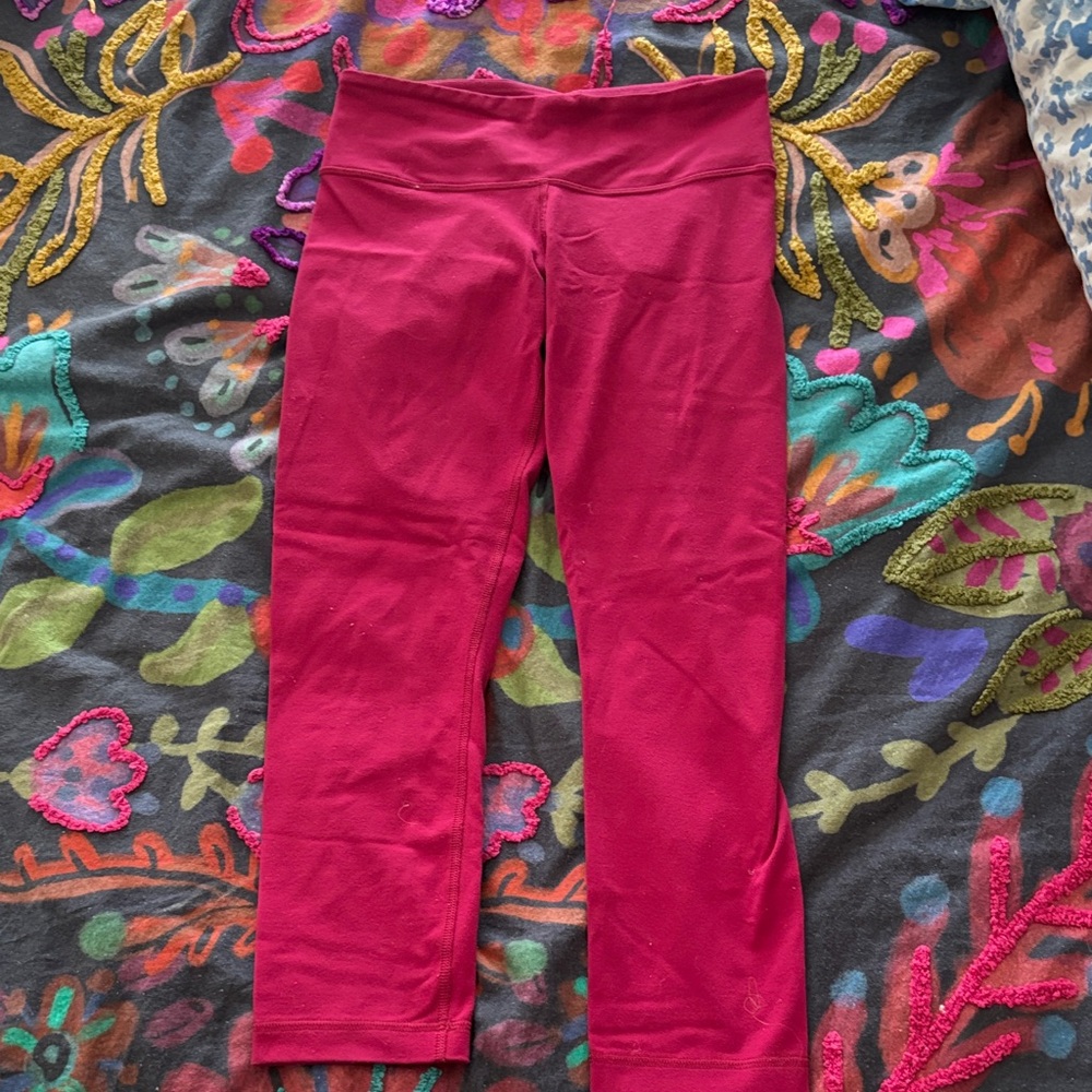Lululemon Athletica Vibrant Pink Leggings